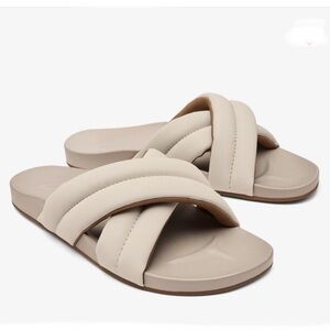 Olukai HILA Water Resistant Puffy Slide Sandals, Cloudy, size 7